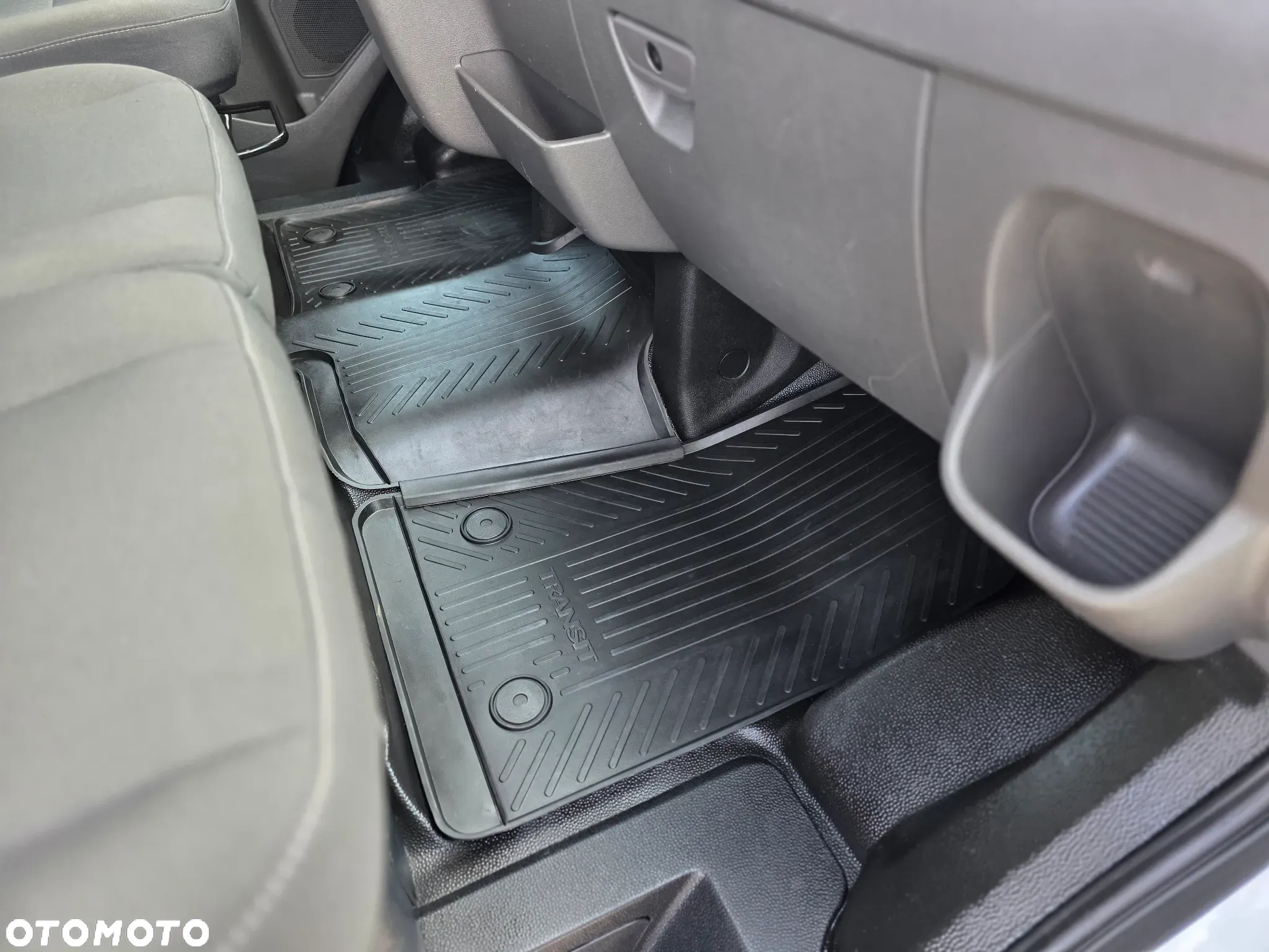 Ford Transit DOKA Dubel Kabina 350 2.0 EcoBlue 7 Osobowy BEZWYPADKOWY  z Polskiego Salonu SERWISOWANY Bardzo ładny Egzemplarz , Pełna Faktura Vat 23% - 31