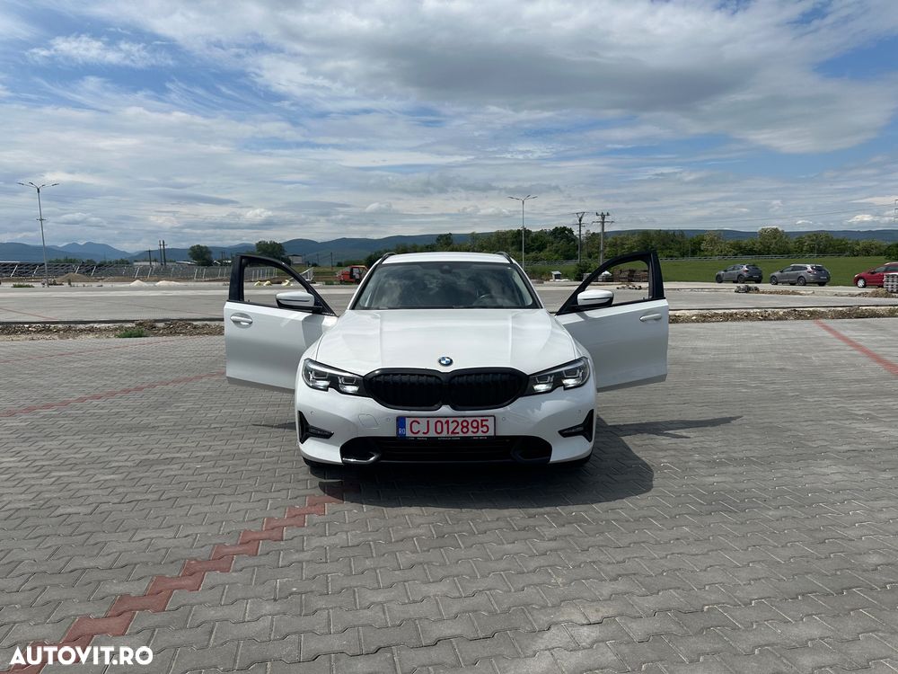 BMW Seria 3 320d AT MHEV - 2