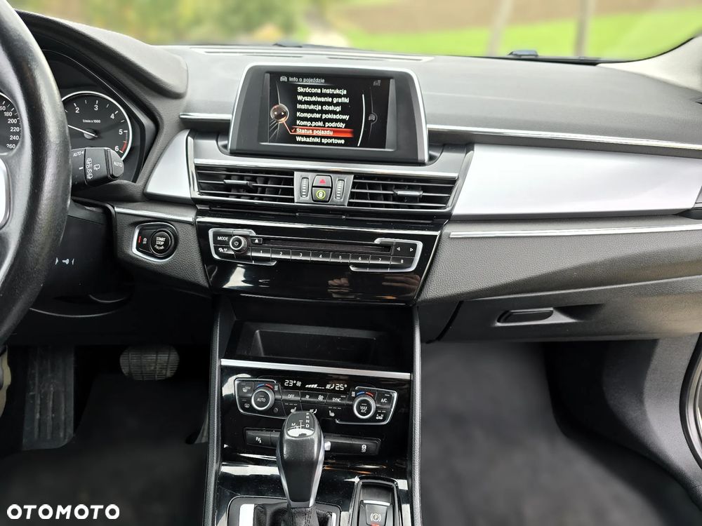 BMW Seria 2 218d Sport-Aut - 8