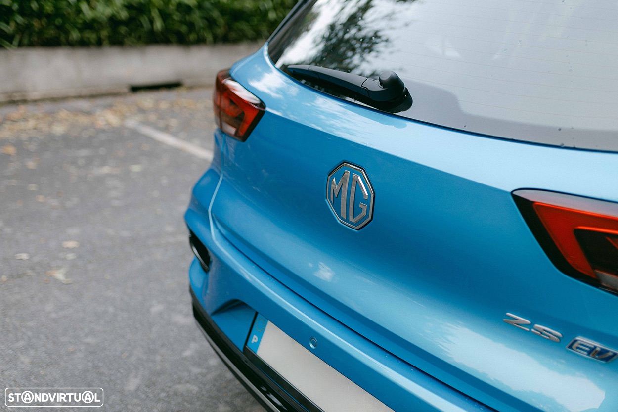 MG ZS EV 72.6 kWh Luxury - 7