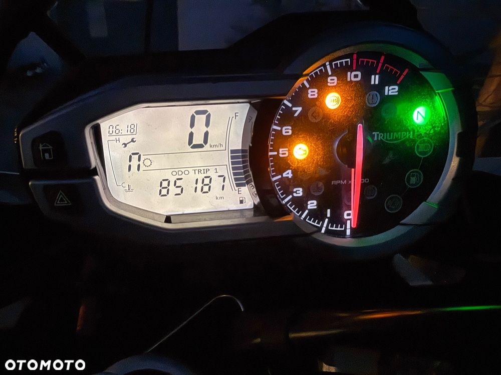 Triumph Tiger - 4