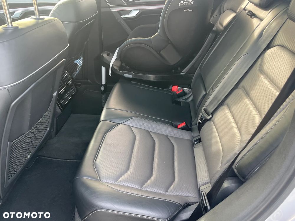 Volkswagen Touareg 4.0 V8 TDI SCR 4Mot R-Line - 8