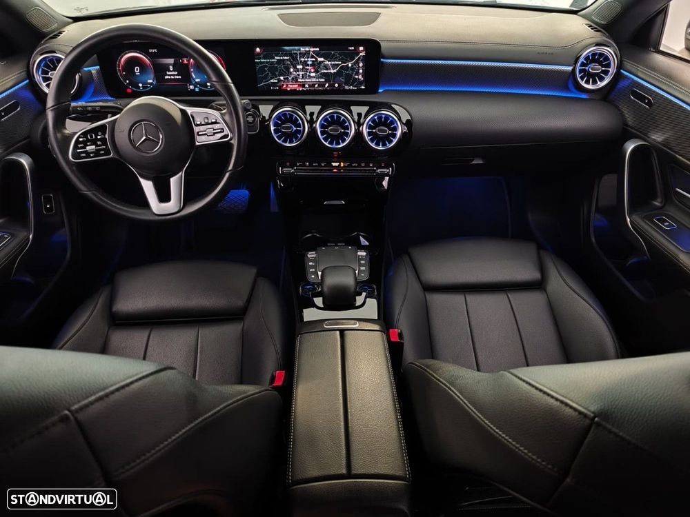 Mercedes-Benz CLA 250 e Shooting Brake Style Plus - 13