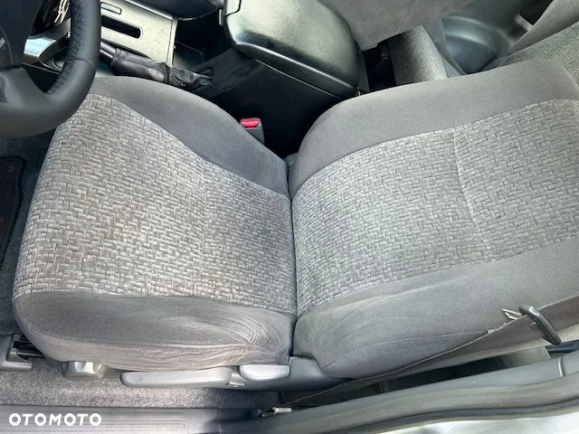 Toyota Land Cruiser 3.0 D-4D - 14