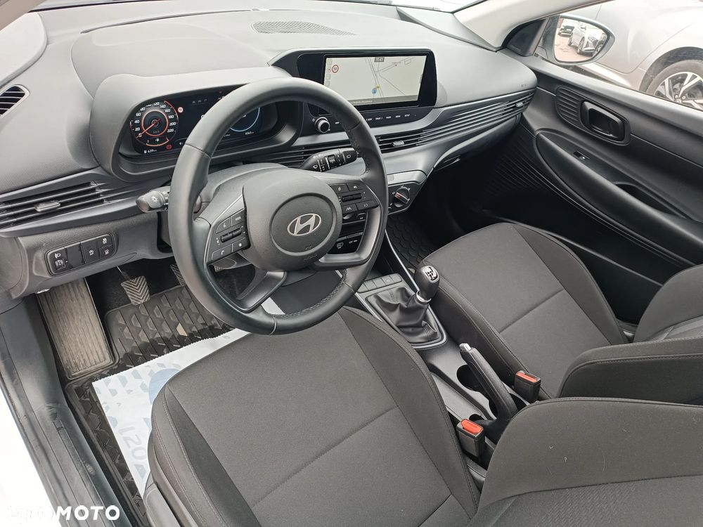 Hyundai i20 - 13