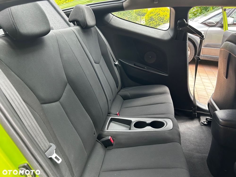 Hyundai Veloster 1.6 Style - 11