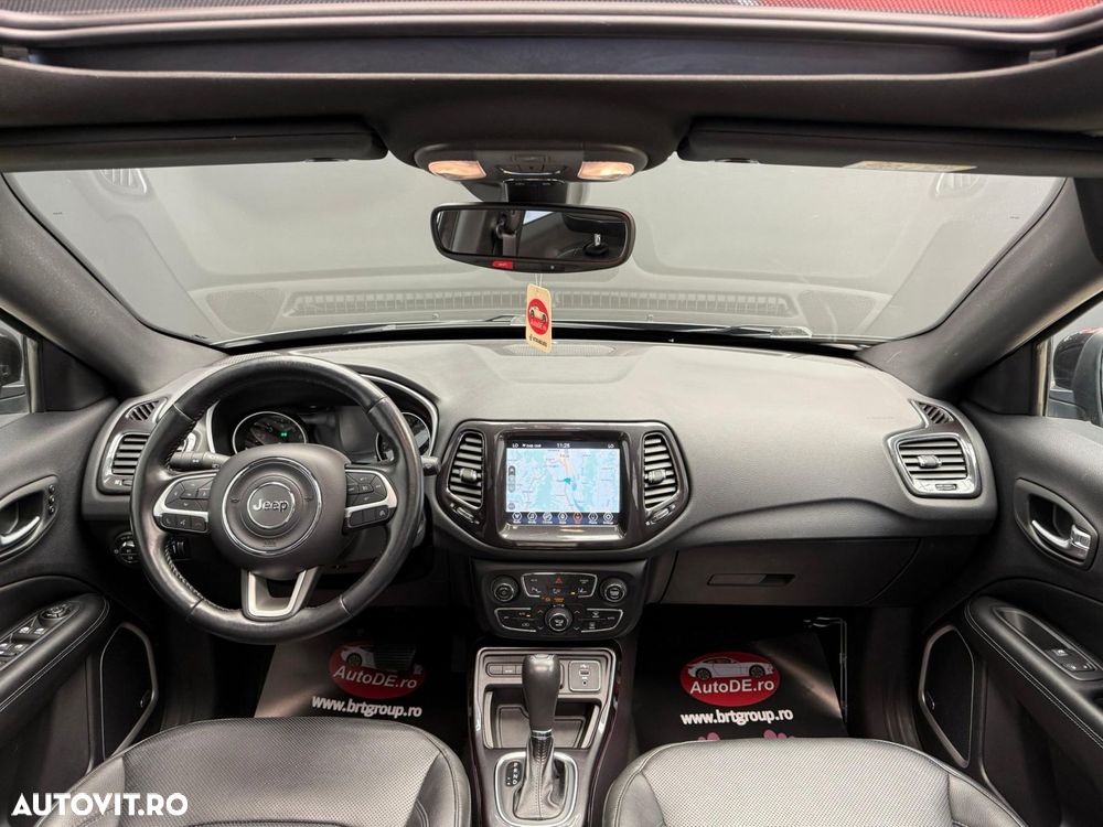 Jeep Compass - 10