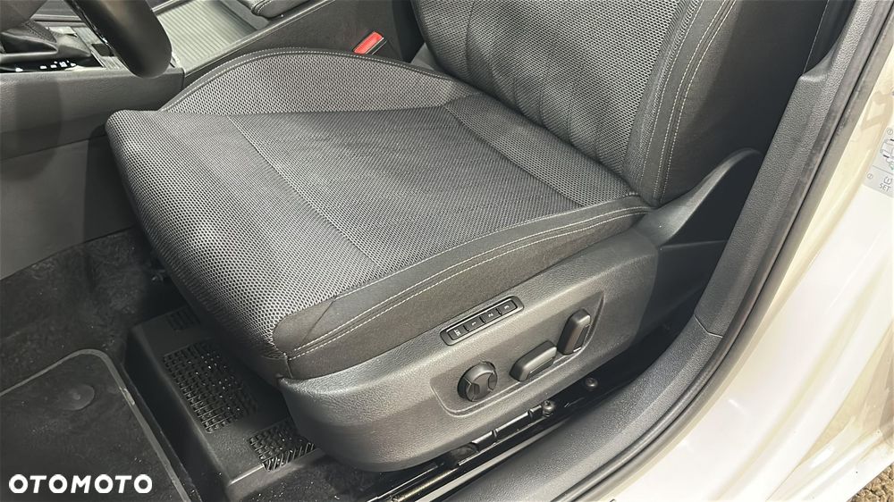 Skoda Superb 2.0 TDI SCR Style DSG - 18