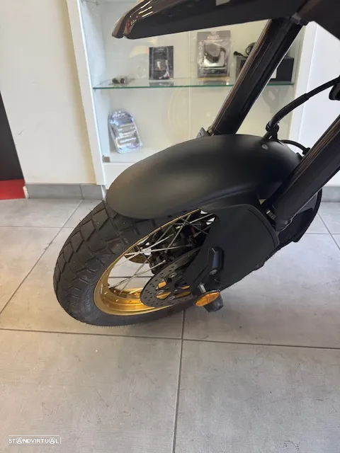 Suzuki DL 1050 XT - rodas de raios - 16