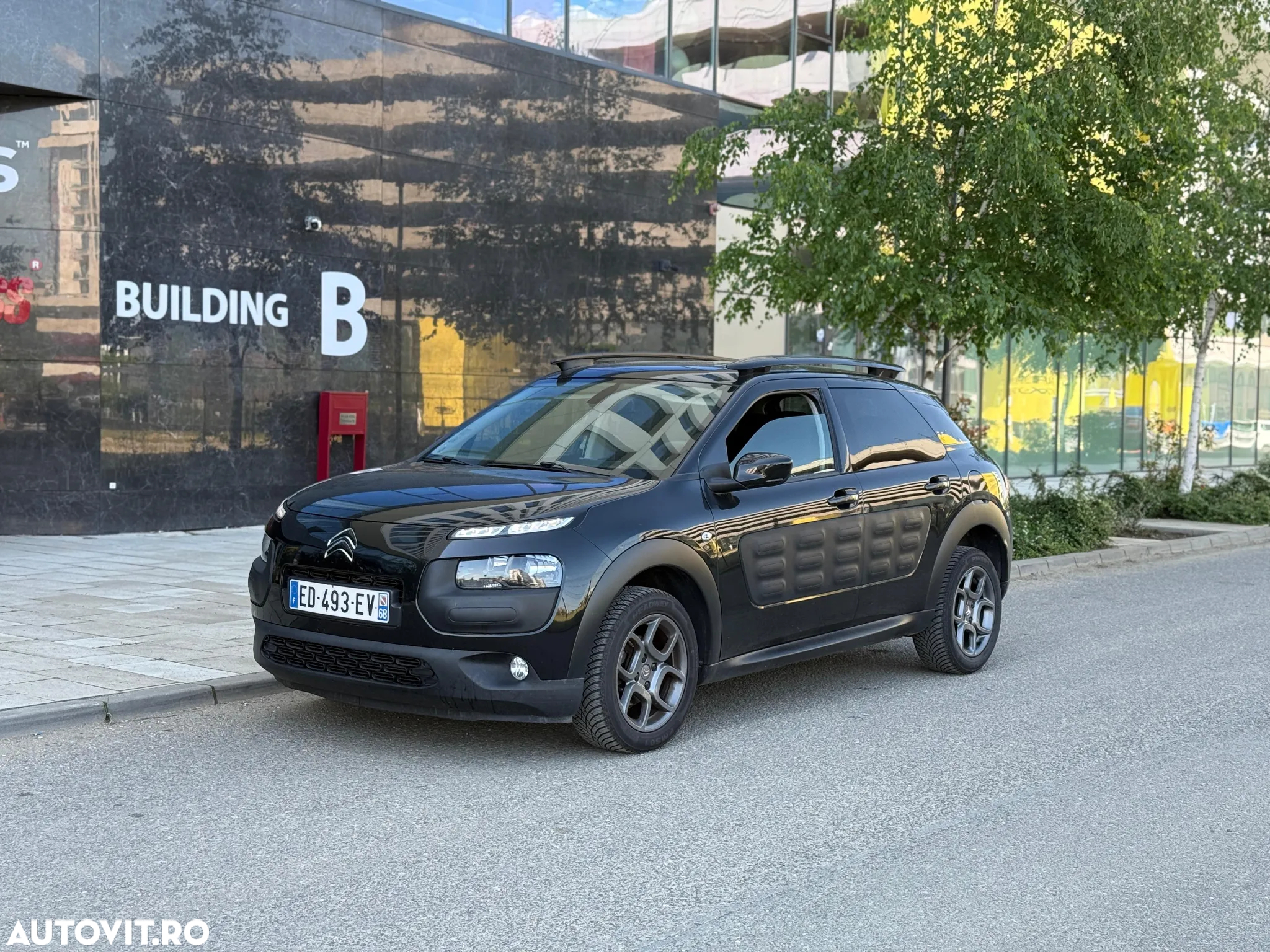Citroën C4 Cactus PureTech 82 Shine - 2