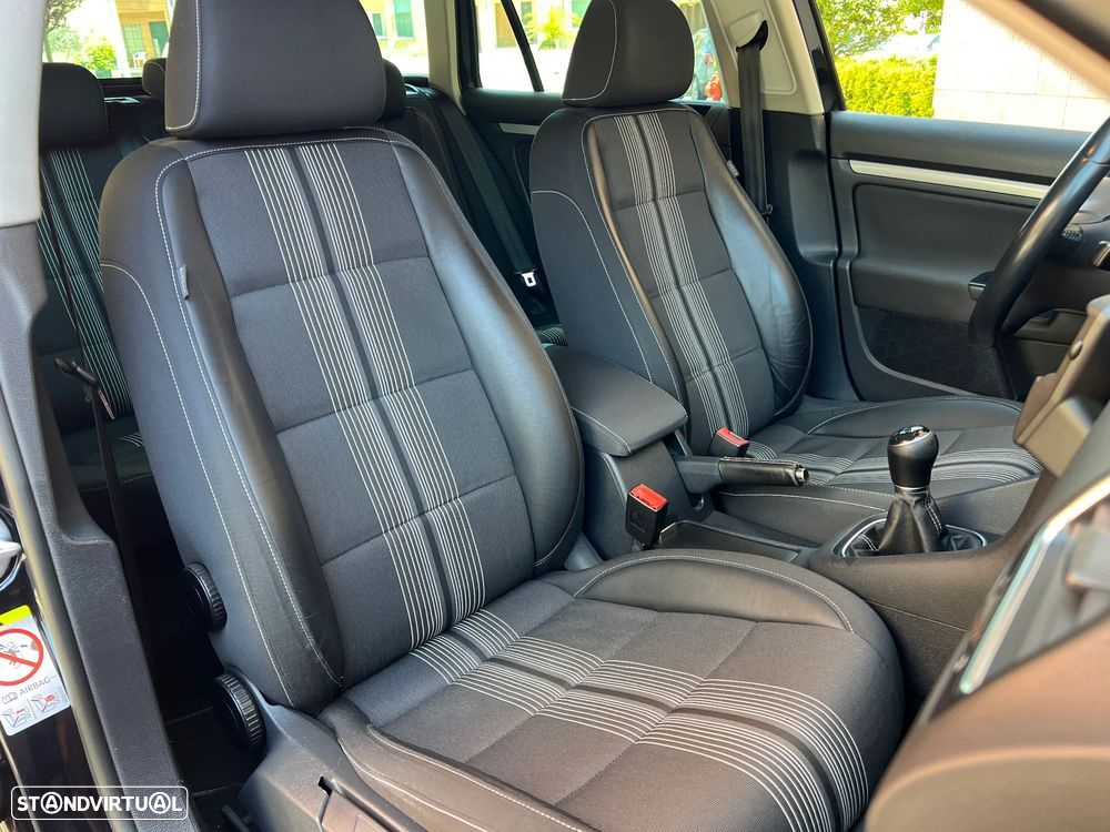VW Golf Variant 2.0 TDi DPF MATCH - 26