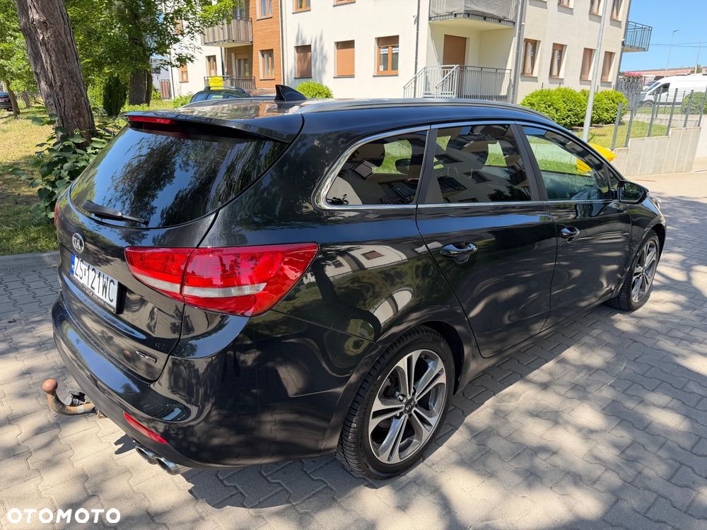 Kia Ceed 1.6 CRDi GT Line - 12