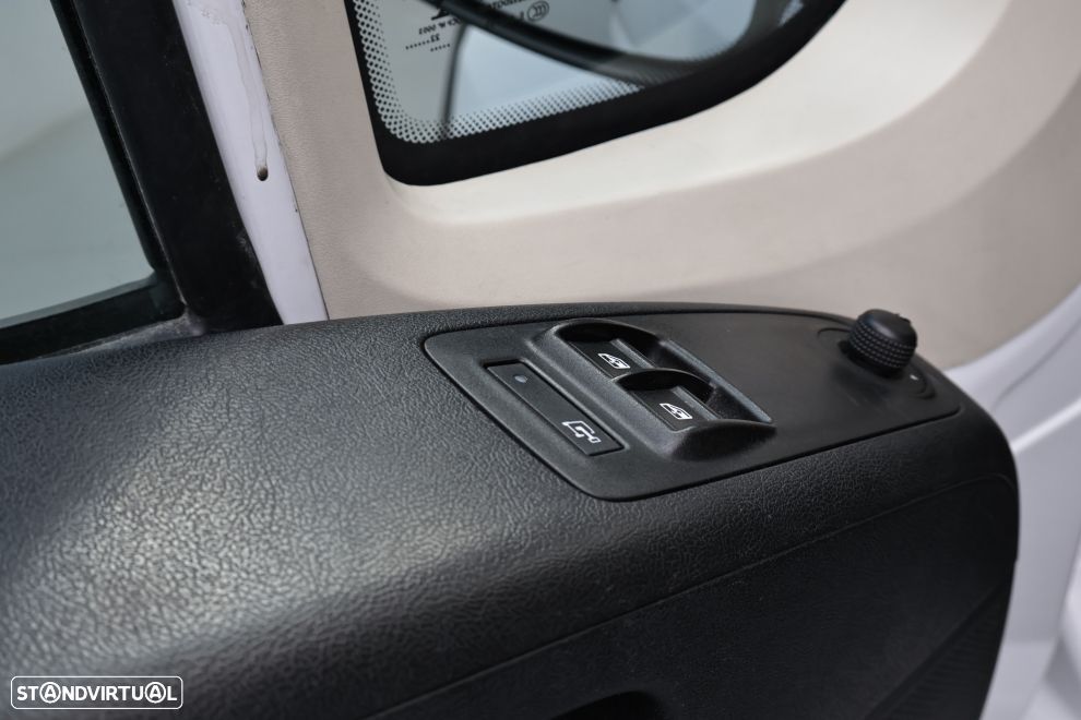 Citroën Jumper 2.2 BlueHDi 35 L2 CD - 11