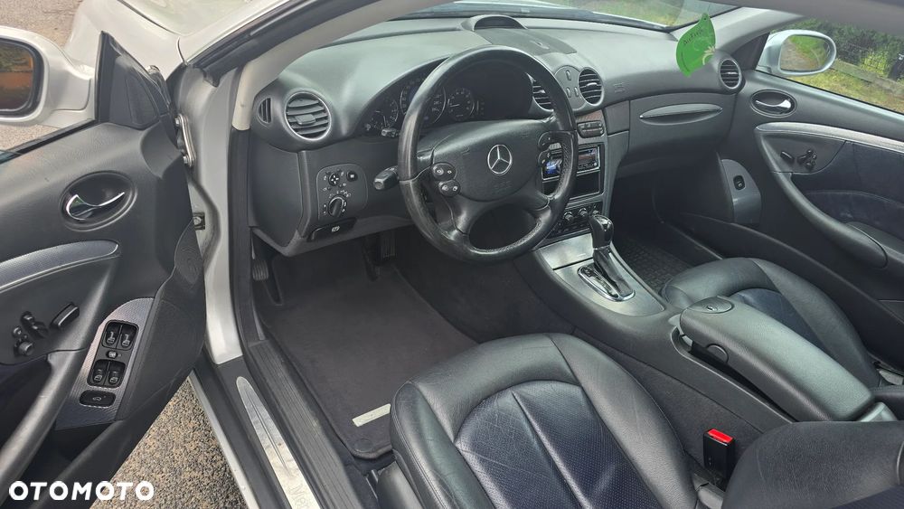 Mercedes-Benz CLK 320 Avantgarde - 12
