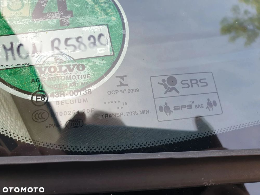 Volvo V40 D2 R Design - 41