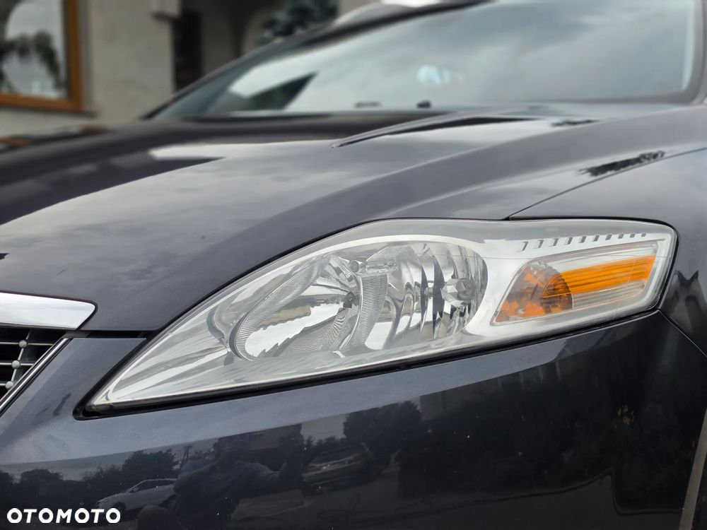 Ford Mondeo - 4