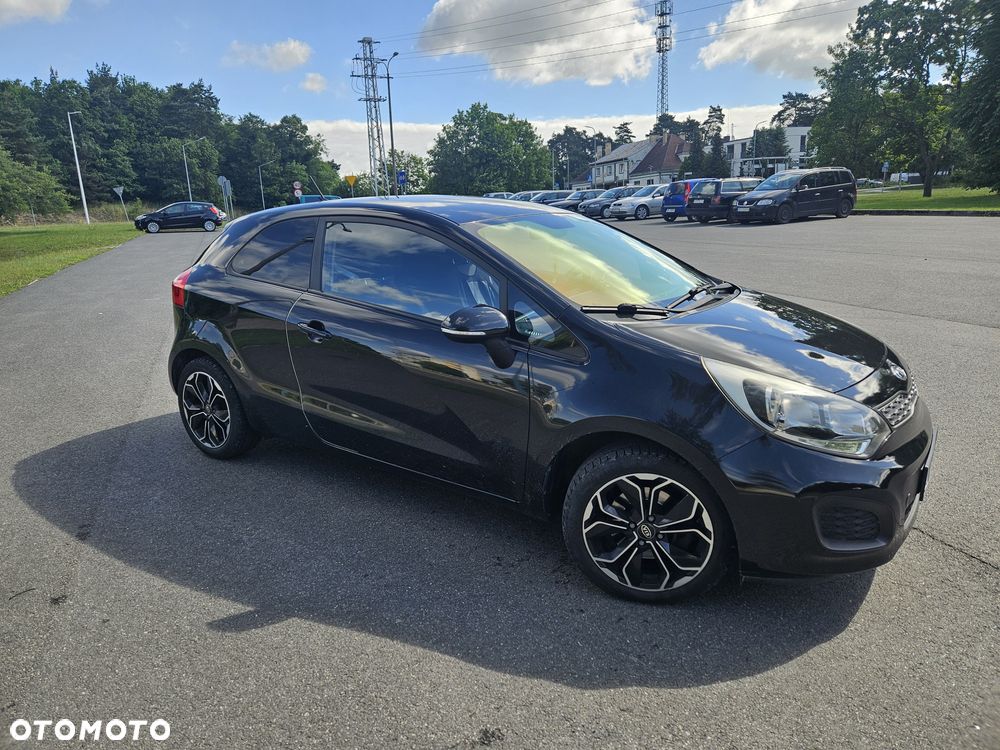Kia Rio - 3