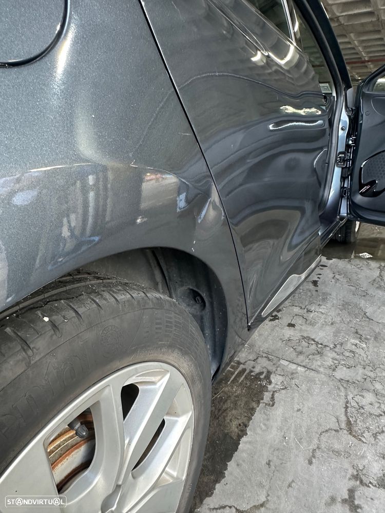 Renault Clio 0.9 TCe Limited - 34