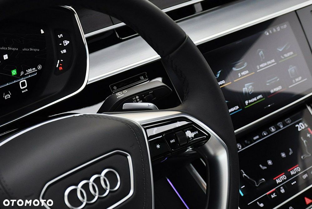 Audi A8 - 21