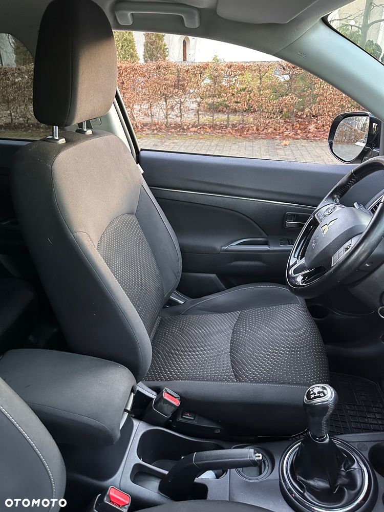 Mitsubishi ASX 1.6 2WD Plus - 24