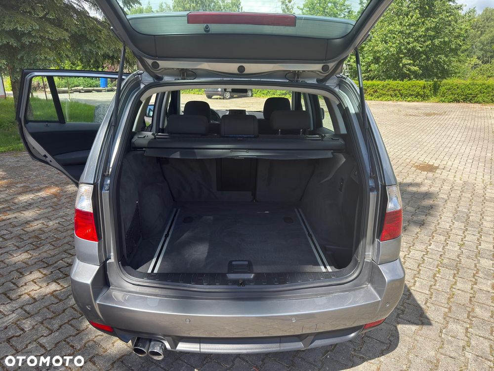 BMW X3 3.0sd - 12