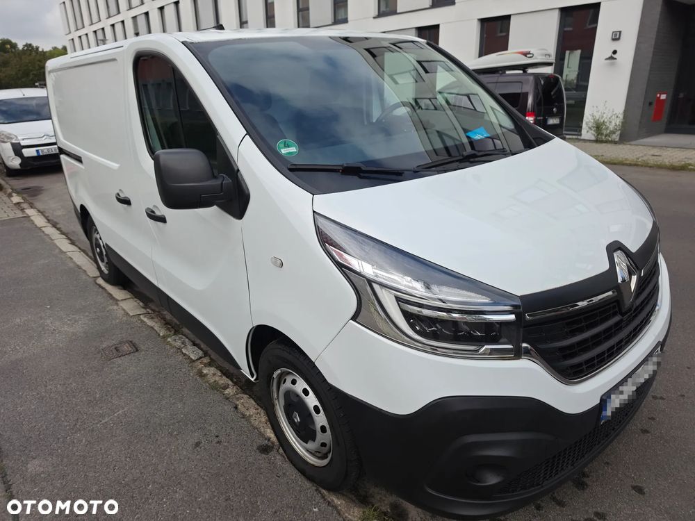 Renault Trafic - 2