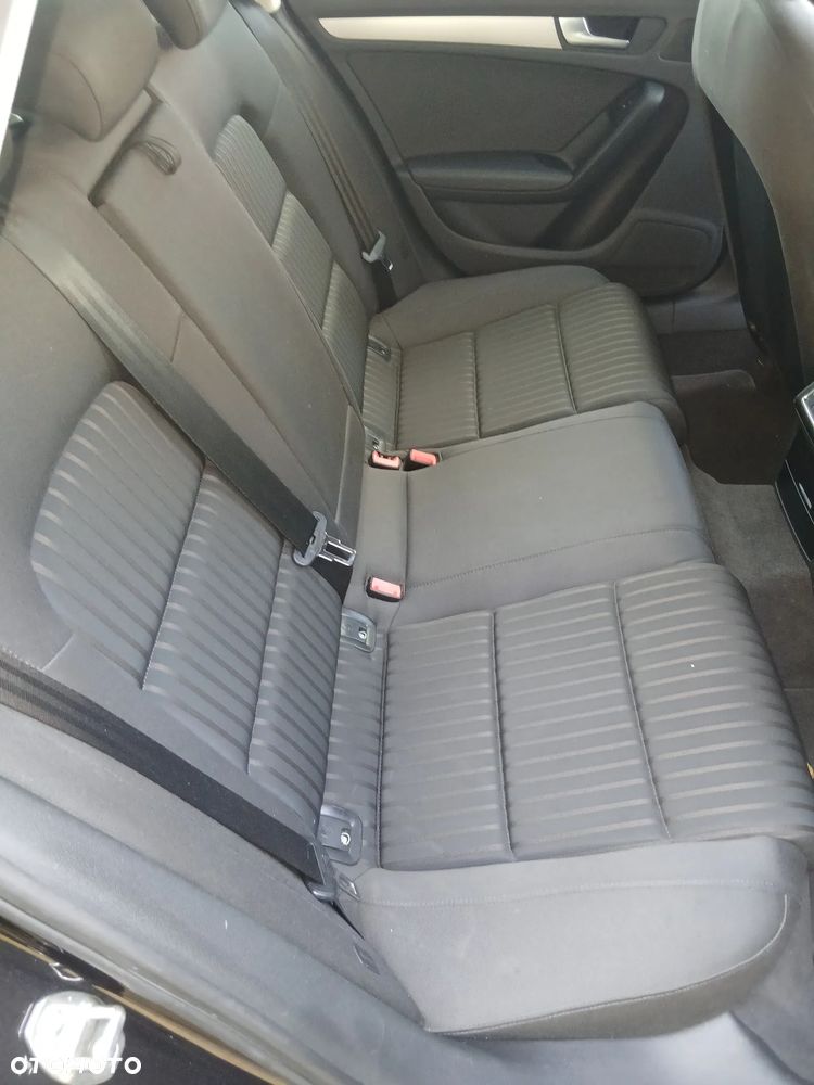 Audi A4 Avant - 10