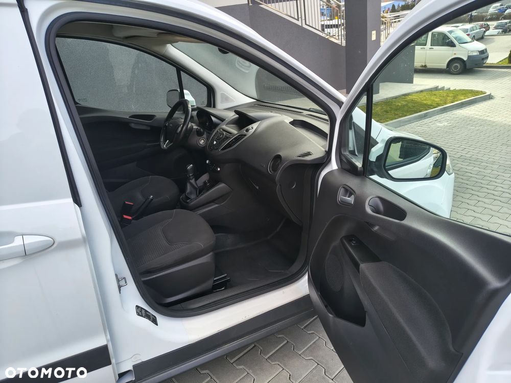 Ford Tourneo Courier 1.5 TDCi S&S Trend - 9