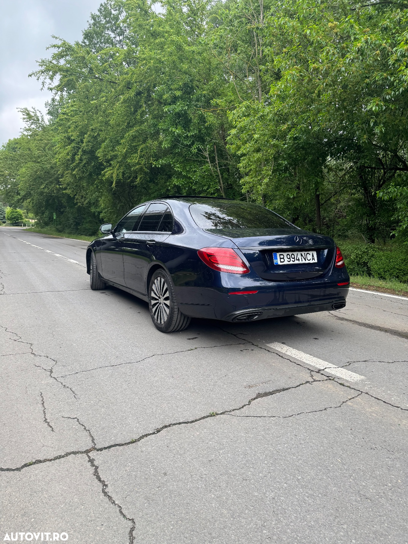 Mercedes-Benz E 220 d Aut. - 3