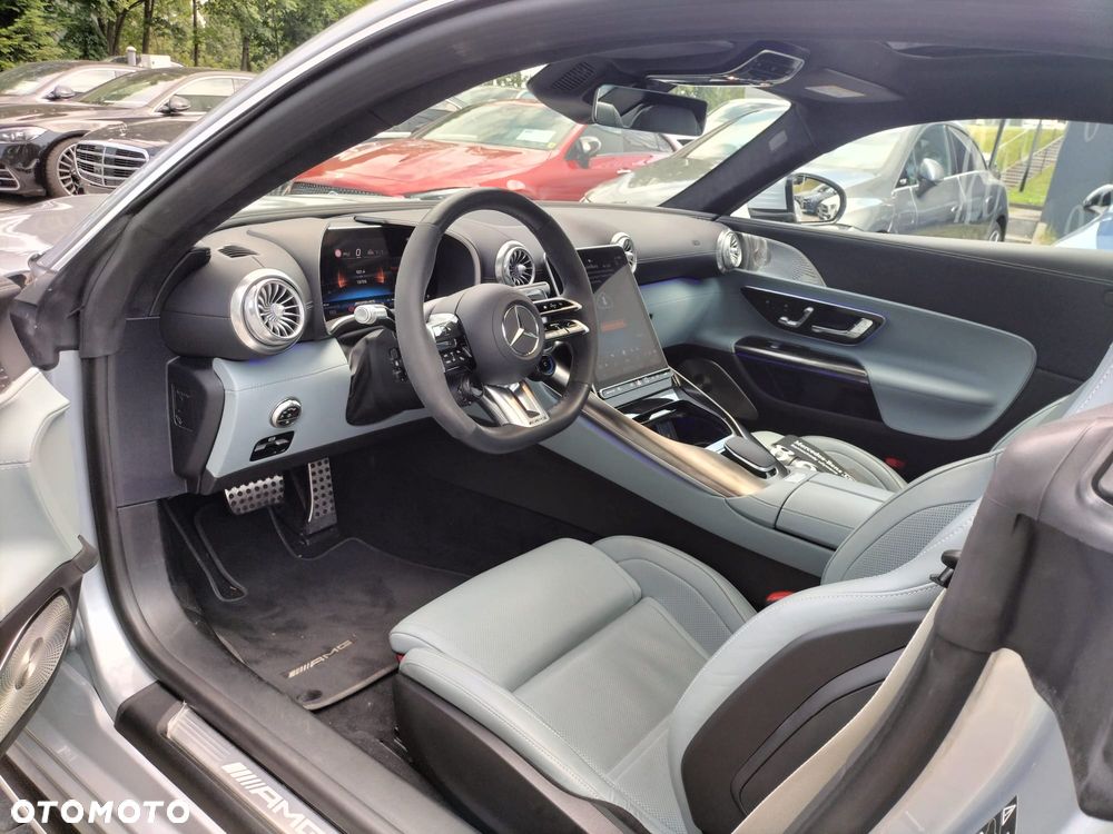 Mercedes-Benz AMG GT - 7