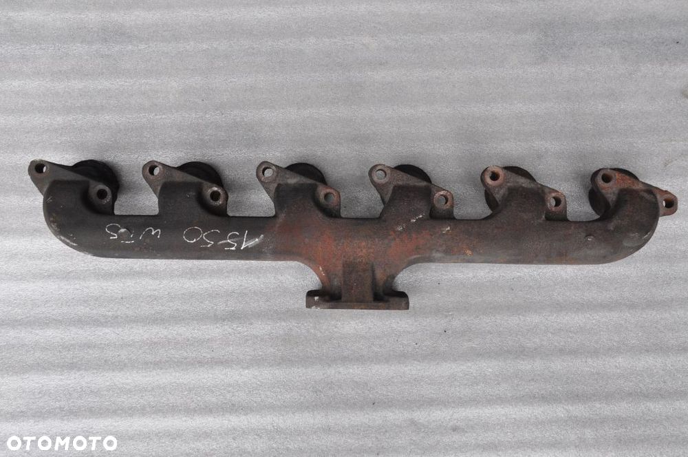 KOLEKTOR WYDECHOWY JOHN DEERE 1550 WTS 1450 WTS NR R1322203 - 1