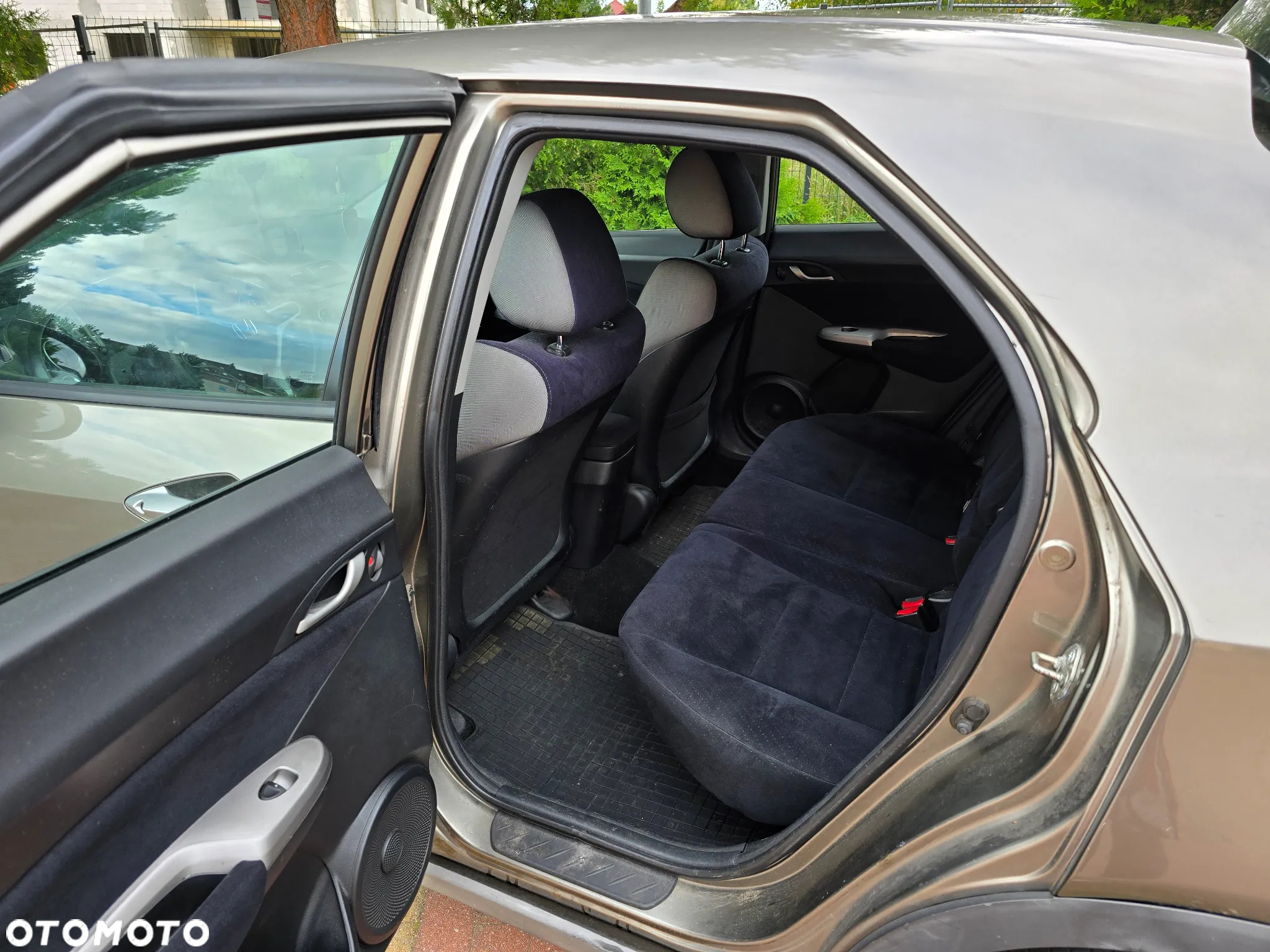 Honda Civic 1.8 Sport - 12