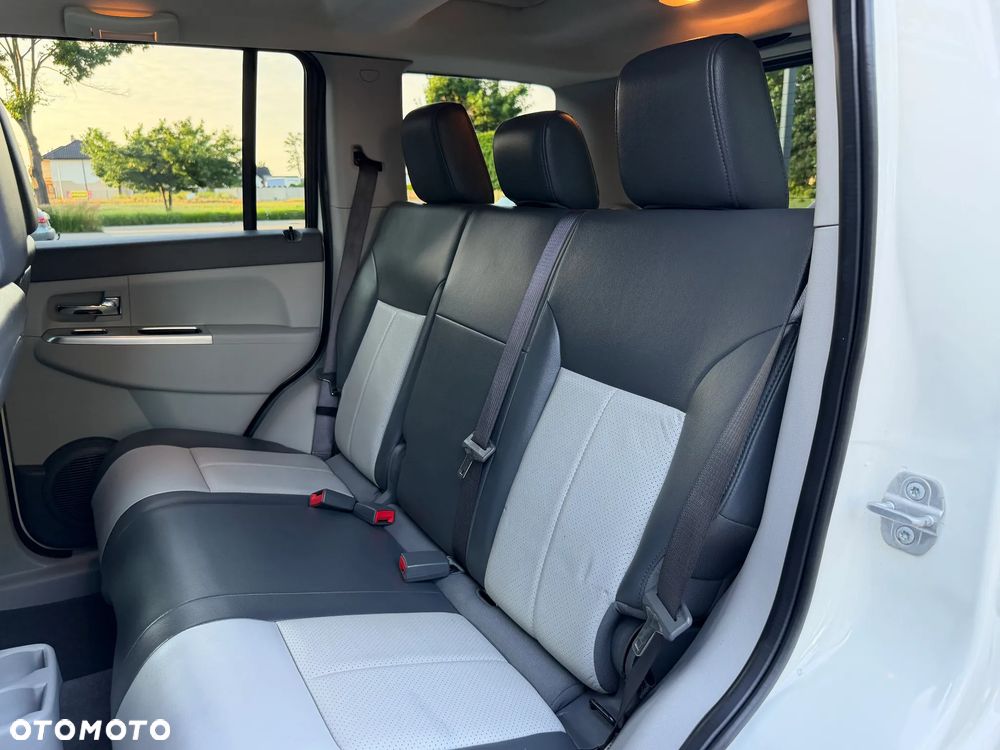 Jeep Cherokee 2.8 CRD DPF Automatik Limited Exclusive - 27