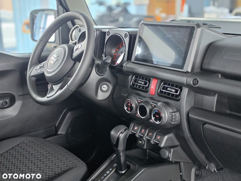 Suzuki Jimny - 24