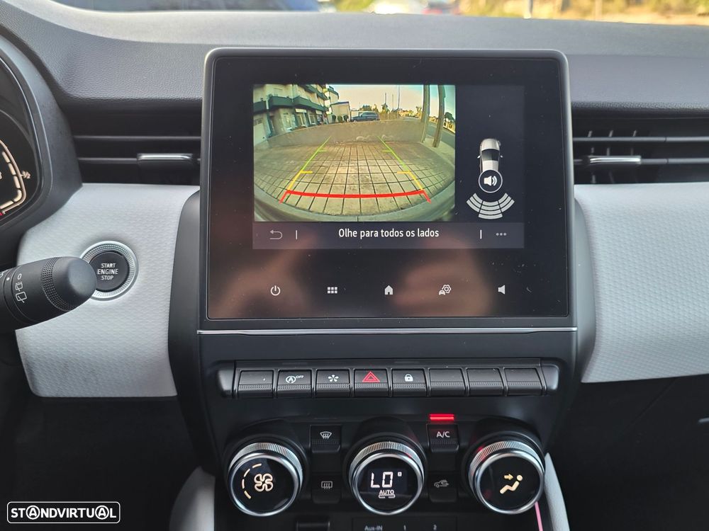 Renault Clio - 12