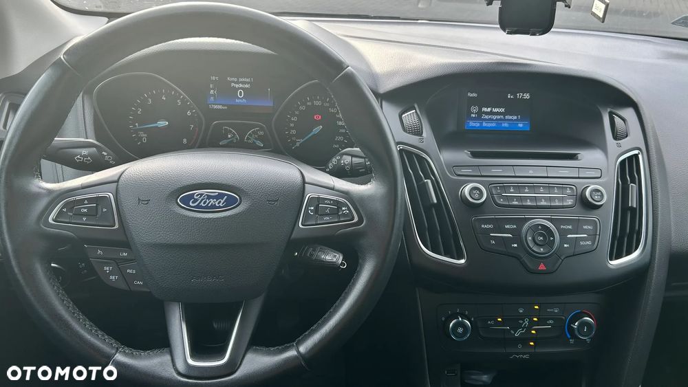 Ford Focus 1.6 Trend - 9