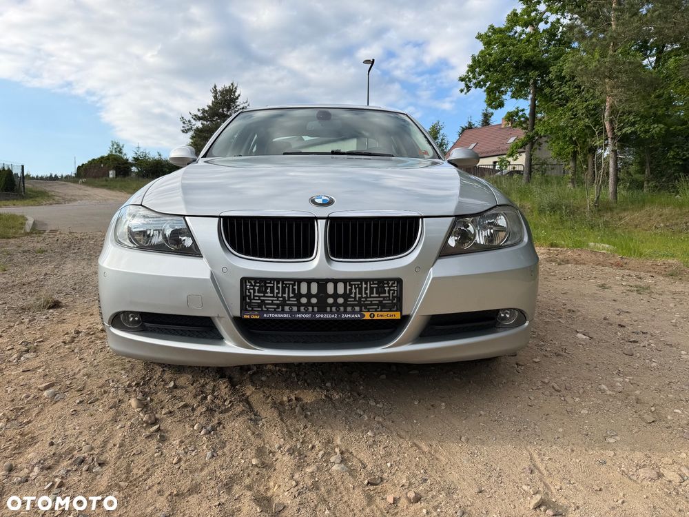 BMW Seria 3 318i Edition Sport - 2