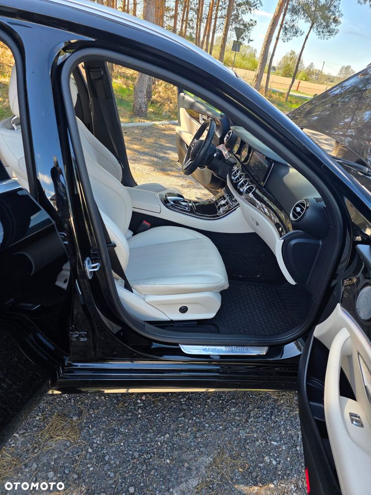 Mercedes-Benz Klasa E 450 4-Matic 9G-TRONIC - 14