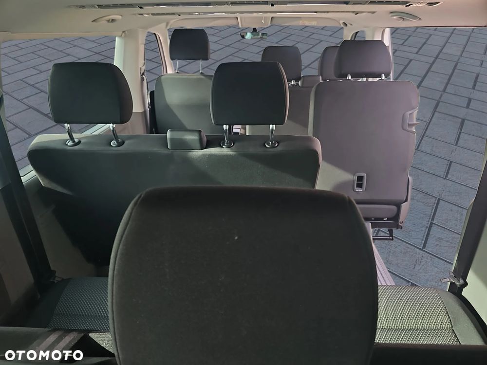 Volkswagen Caravelle - 19