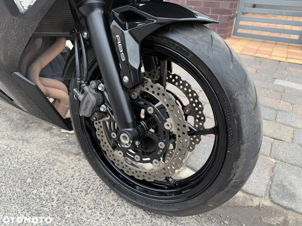 Kawasaki Ninja - 3