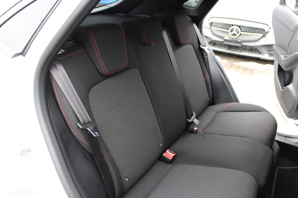 Ford Puma 1.0 EcoBoost Hybrid ST-LINE X - 39