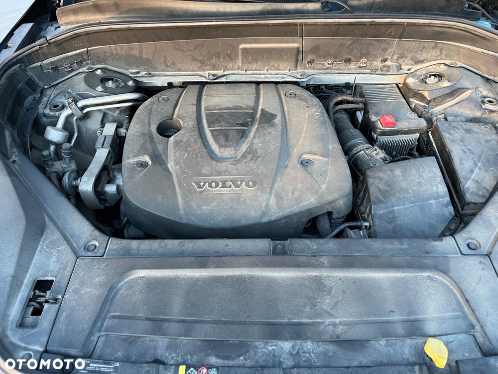 Volvo XC 90 D5 SCR AWD Inscription - 12