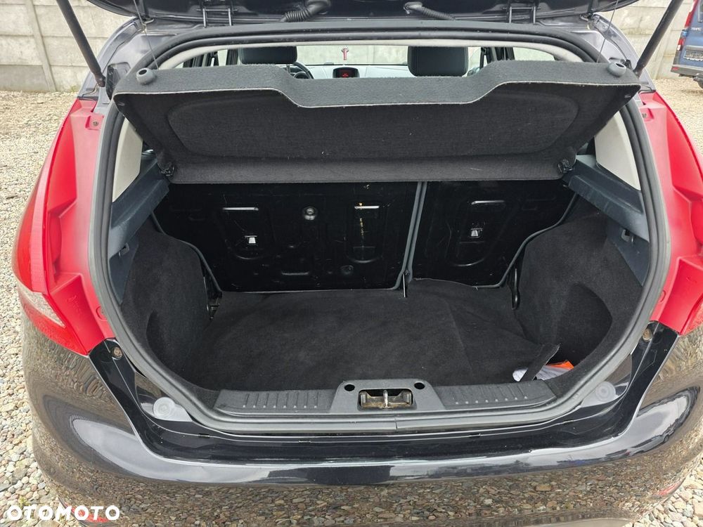 Ford Fiesta - 11