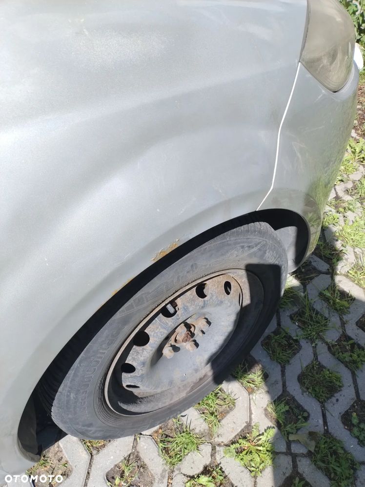 Fiat Linea 1.4 Active - 12