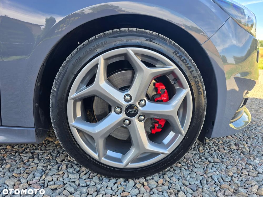 Ford Focus - 11