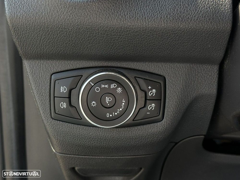 Ford Tourneo Courier 1.0 EcoBoost S&S Trend — fotografia 9