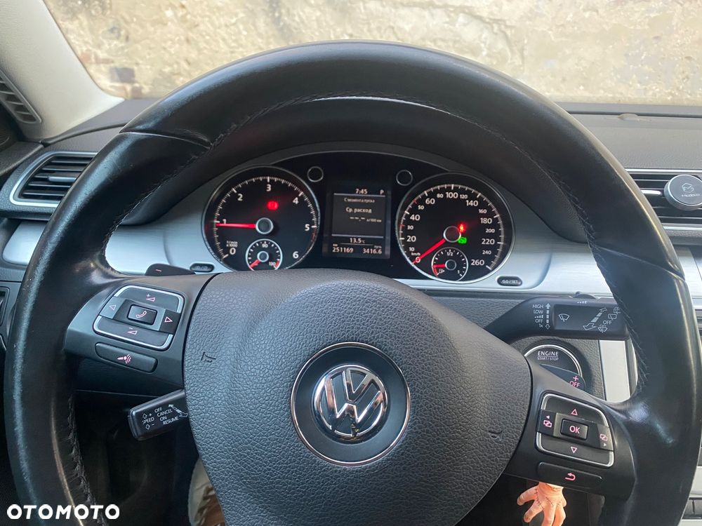 Volkswagen Passat 2.0 TDI 4Mot Highline DSG - 14