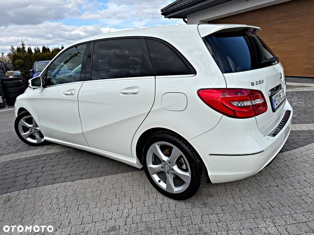 Mercedes-Benz Klasa B 200 BlueEFFICIENCY Edition 1 - 18