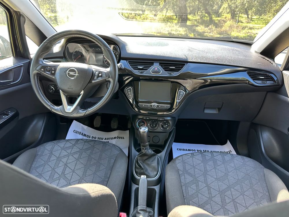 Opel Corsa 1.4 120 Anos - 10