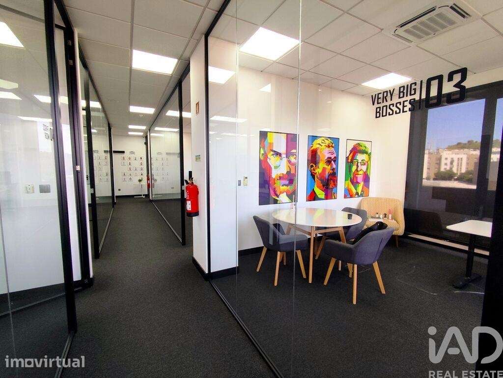 Escritório em Carnaxide e Queijas de 134,00 m2 - Grande imagem: 3/30